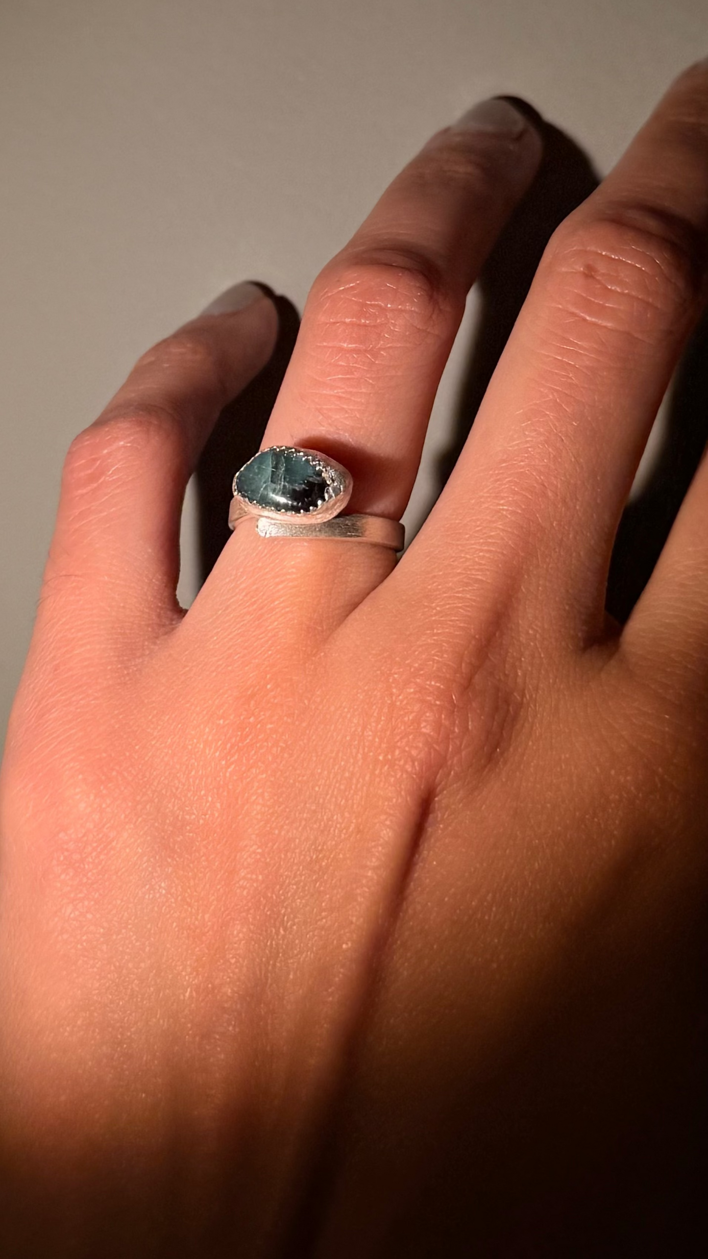 Tchau! Obrigado – Adjustable Blue-Green Tourmaline Ring