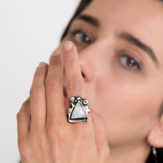 Fujisan Moonstone on Silver  Statement Ring 🗻