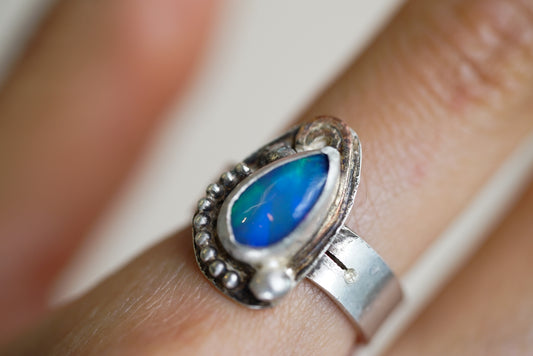 🌸 Japanese Opal Ring – Sterling Silver with Copper Swirl